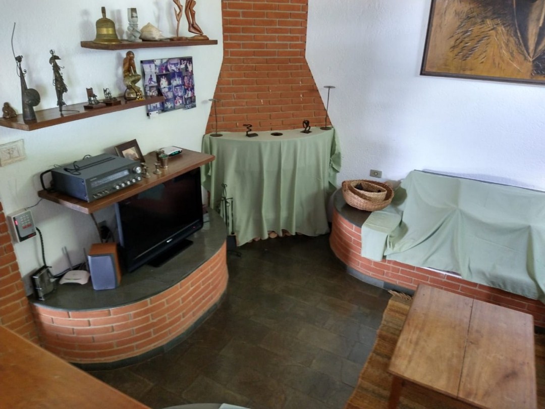 Chácara, 4 quartos, 6000 m² - Foto 8
