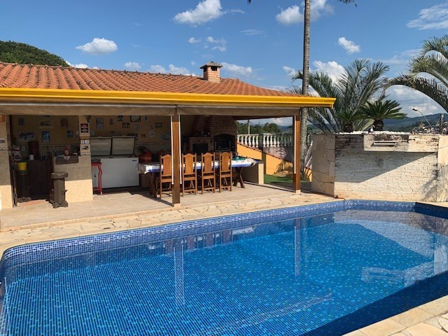 Chácara, 8 quartos, 2400 m² - Foto 2