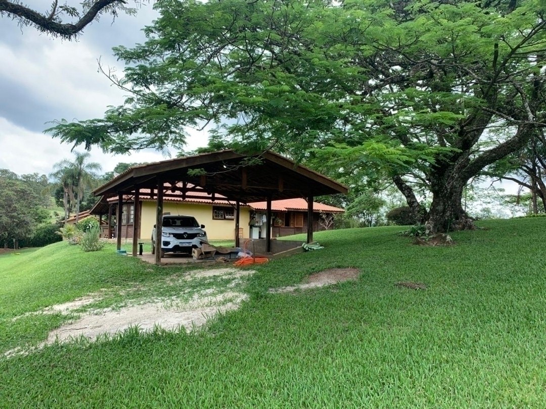Sítio, 4 quartos, 10000 m² - Foto 6