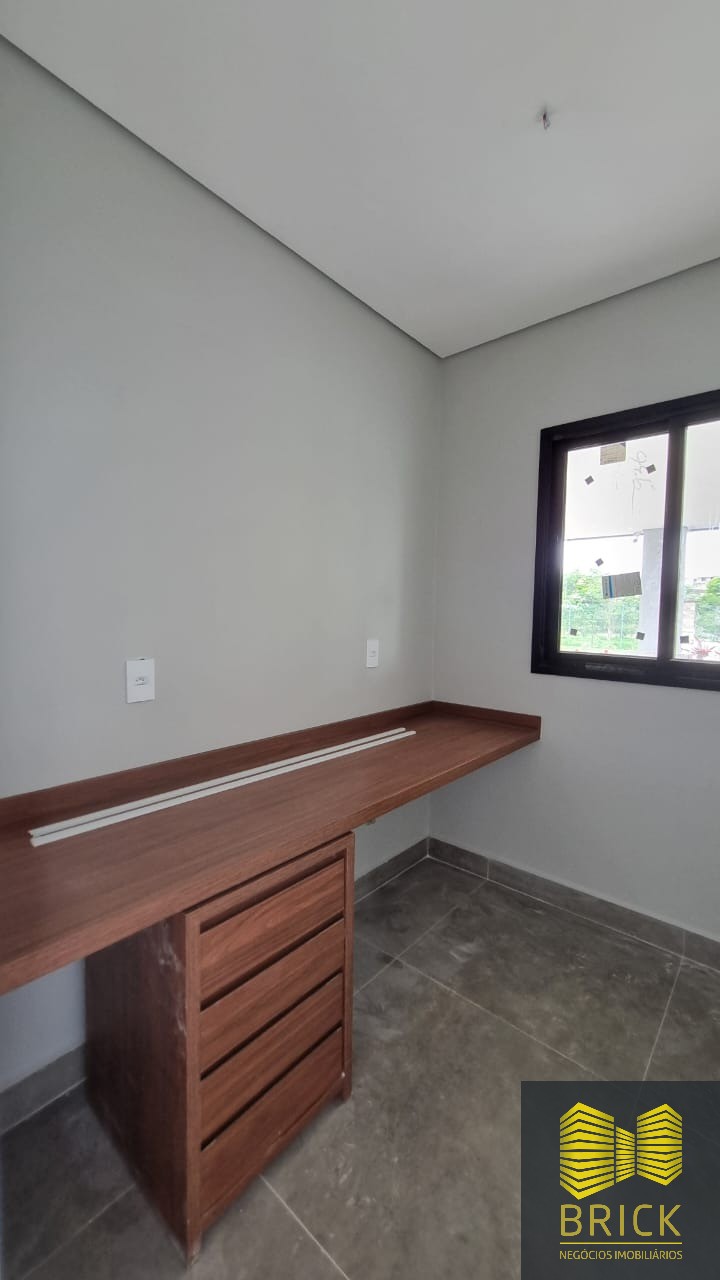 Casa à venda com 3 quartos, 220m² - Foto 10