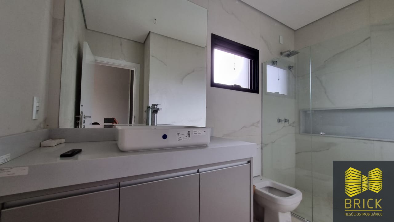 Casa à venda com 3 quartos, 220m² - Foto 12