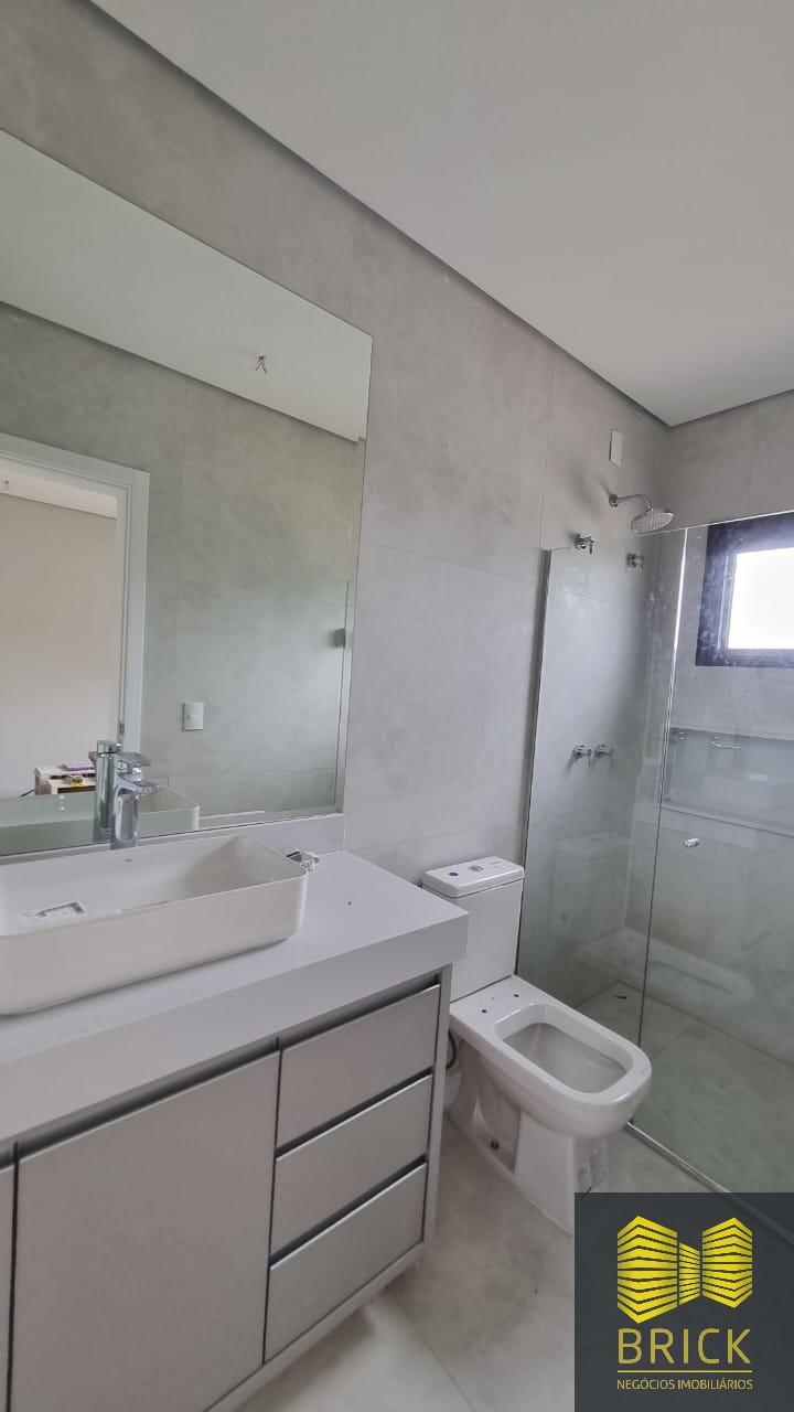 Casa à venda com 3 quartos, 220m² - Foto 18