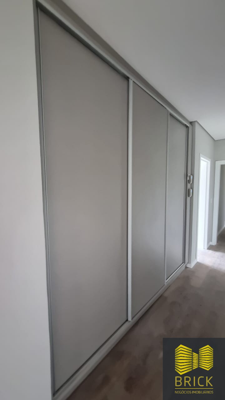 Casa à venda com 3 quartos, 220m² - Foto 17