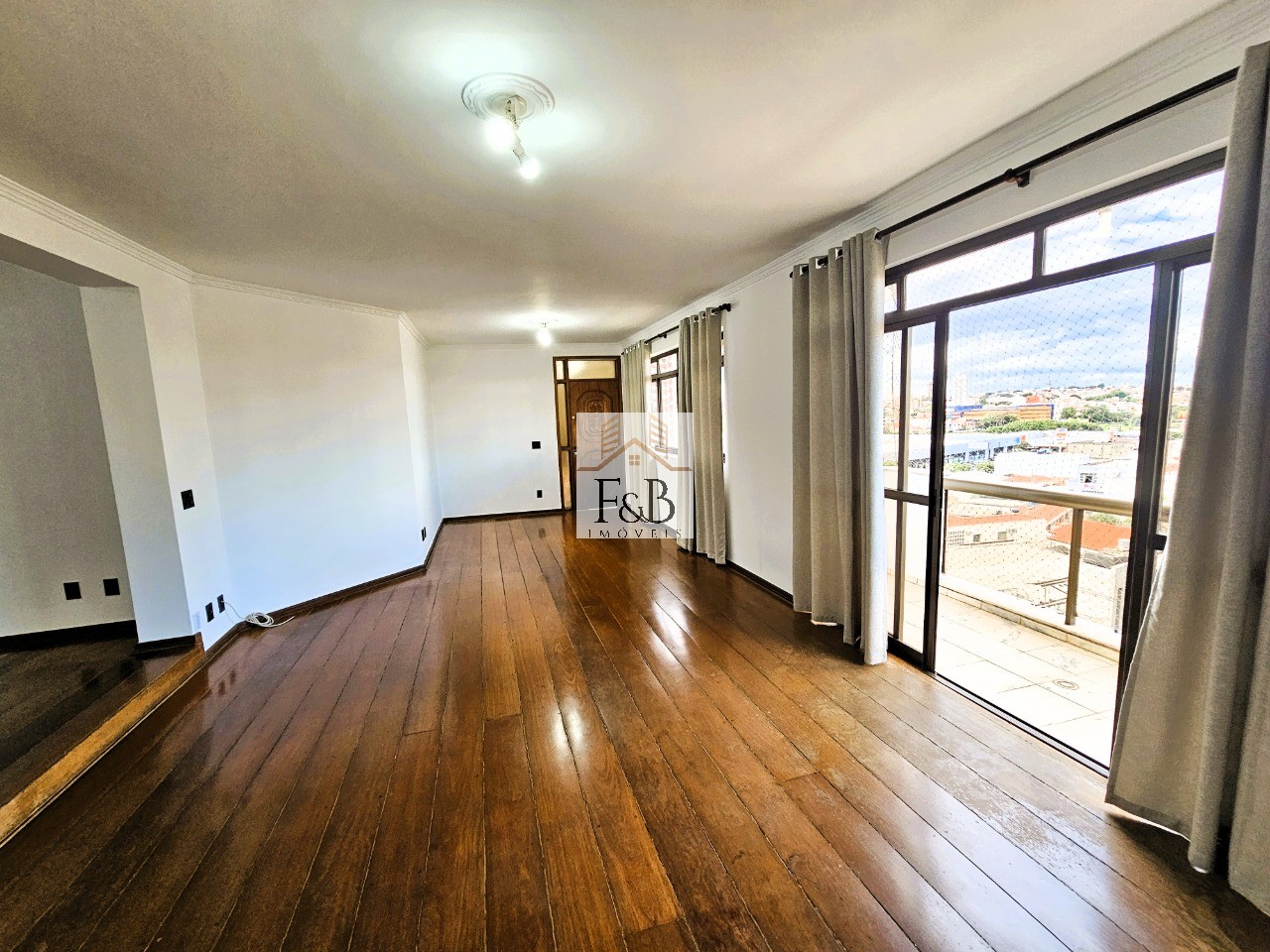 Apartamento, 3 quartos, 206 m² - Foto 4