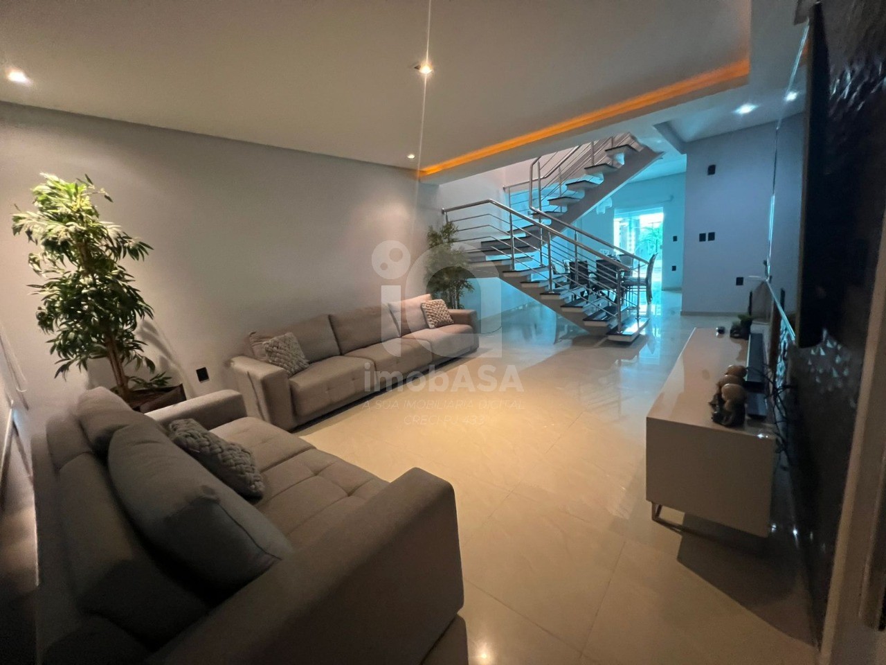 Casa, 3 quartos, 280 m² - Foto 1