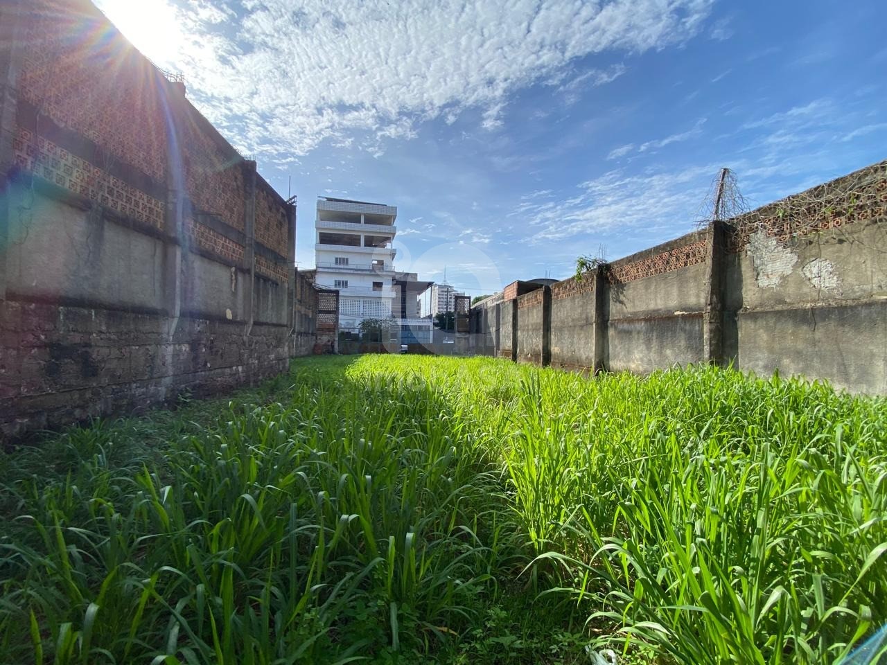 Loteamento e Condomínio, 850 m² - Foto 4