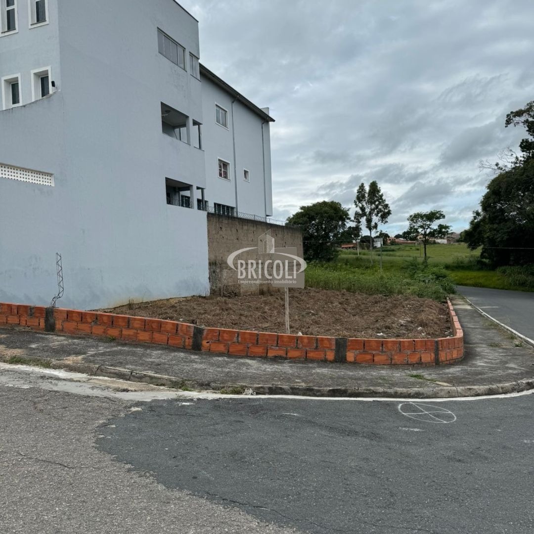 Loteamento e Condomínio, 300 m² - Foto 1