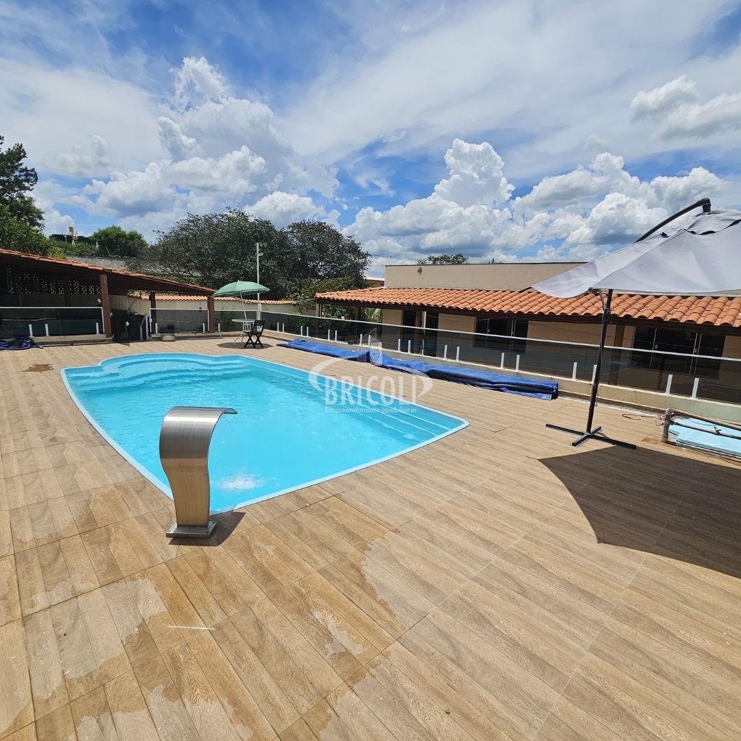 Casa, 3 quartos, 1040 m² - Foto 1