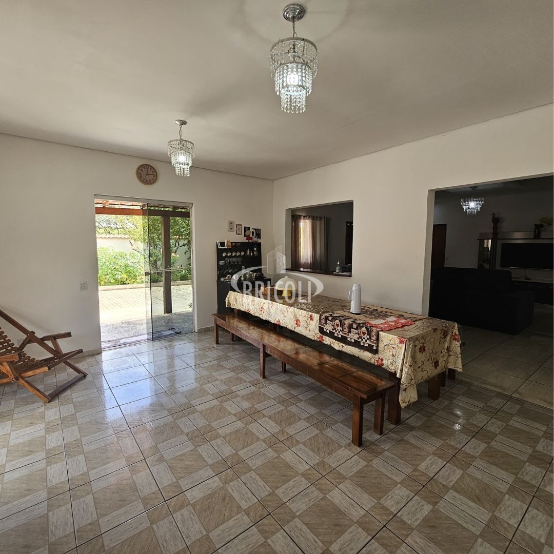 Casa, 3 quartos, 1040 m² - Foto 12