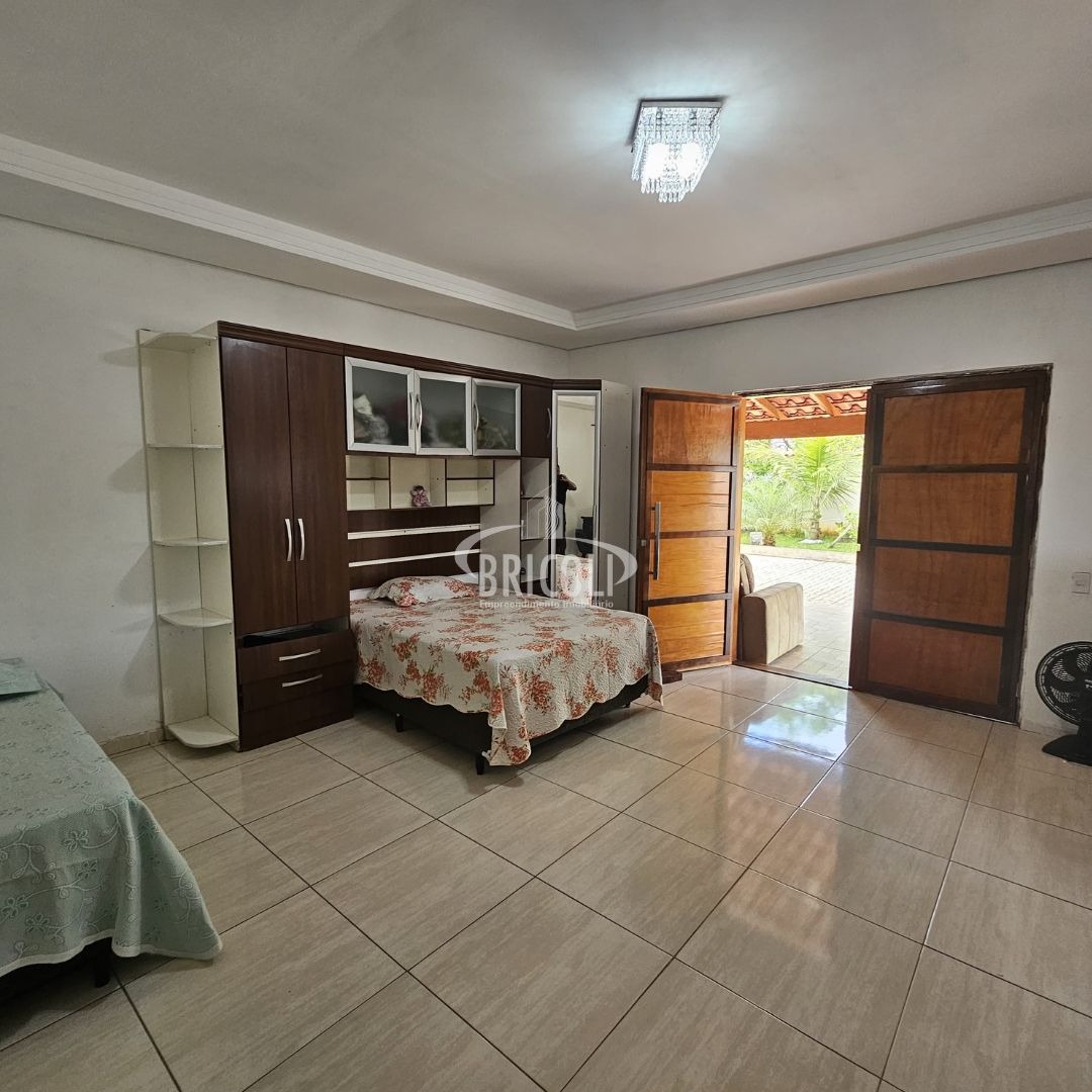 Casa, 3 quartos, 1040 m² - Foto 6