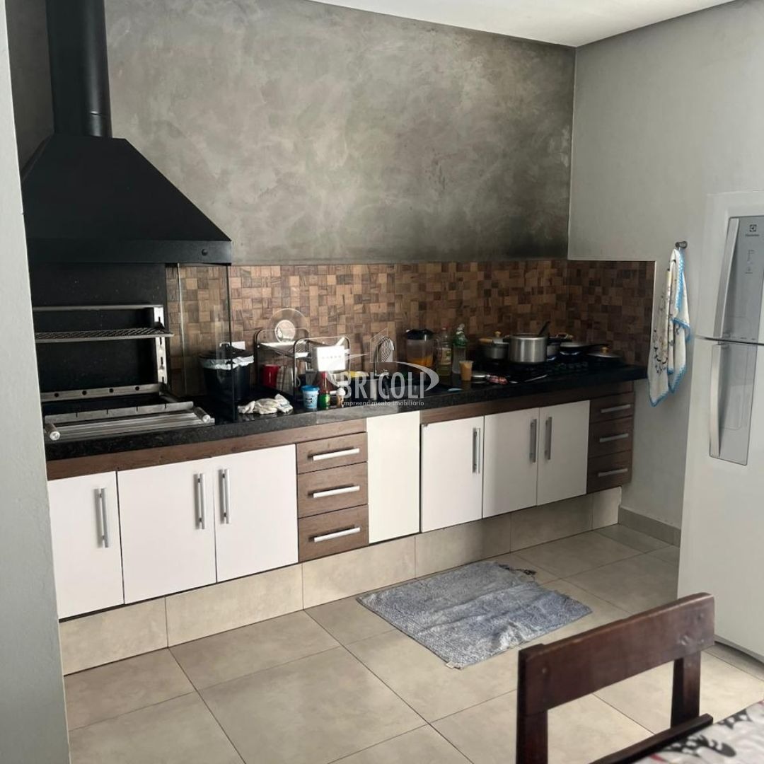 Casa, 4 quartos, 220 m² - Foto 9