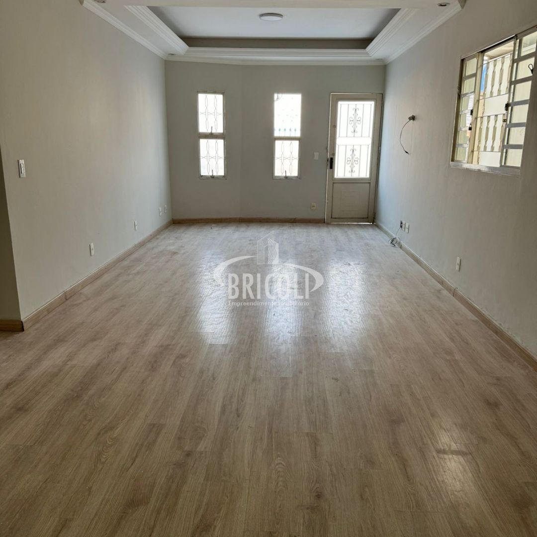 Casa, 3 quartos, 270 m² - Foto 12