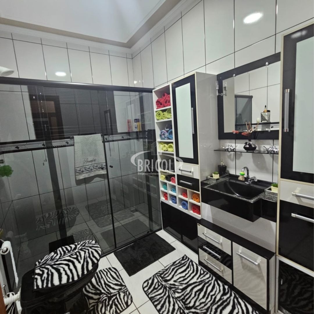 Casa, 3 quartos, 250 m² - Foto 8