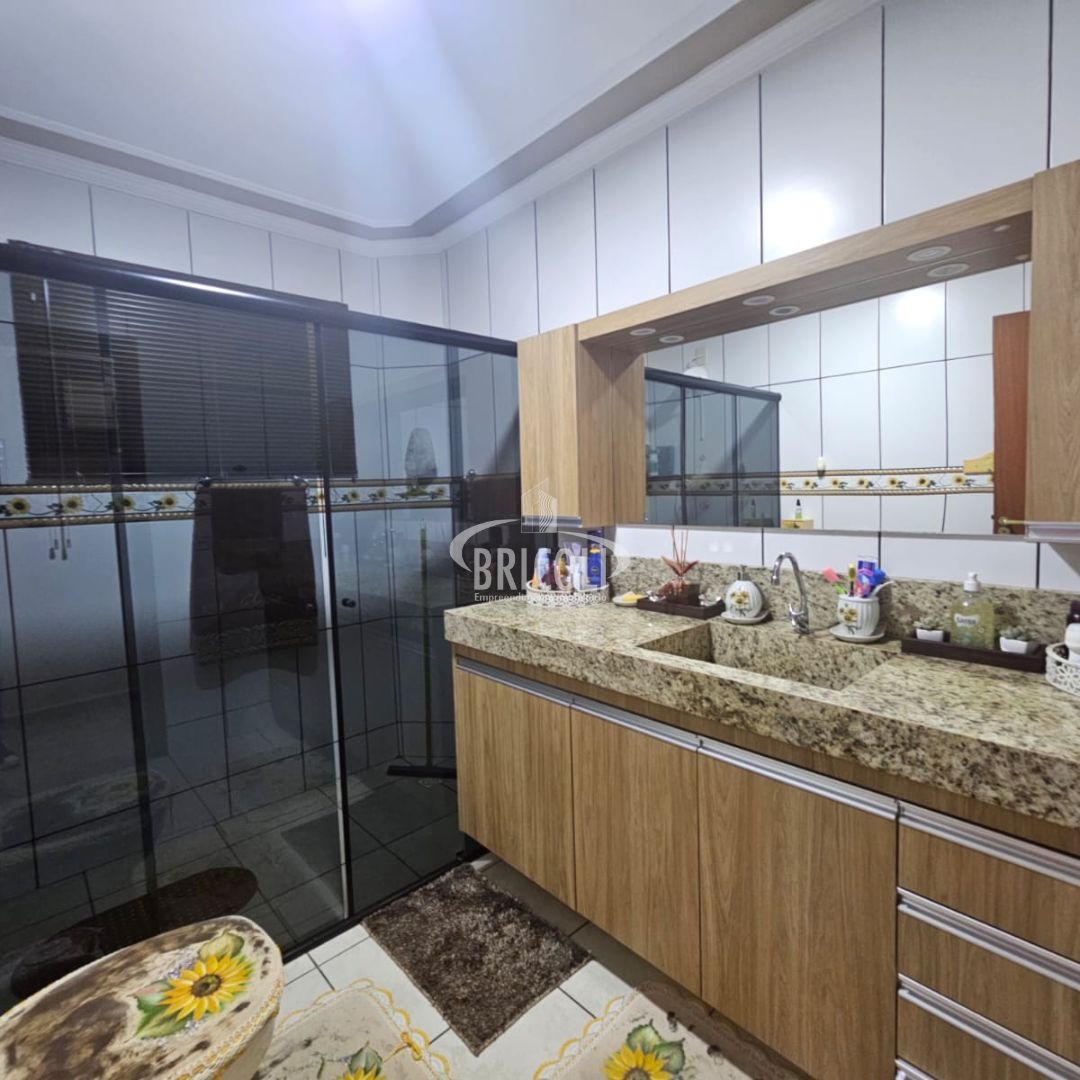 Casa, 3 quartos, 250 m² - Foto 6