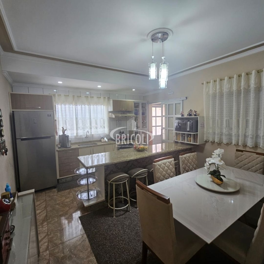 Casa, 3 quartos, 250 m² - Foto 5