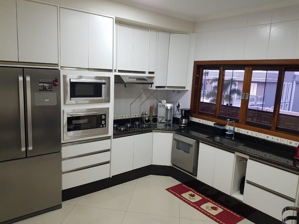 Casa de 4 quartos, 271m² no bairro CONDOMÍNIO RESERVA DA SERRA, em Jundiaí | Eu Corretor