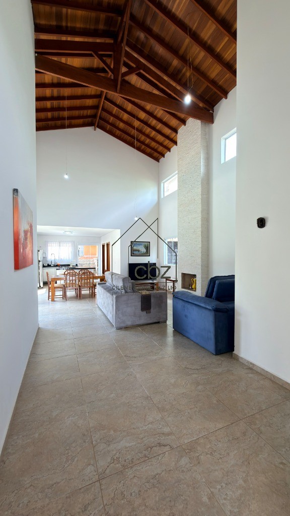Casa de 3 quartos, 250m² no bairro COLINAS DE INHANDJARA, em Itupeva | Eu Corretor