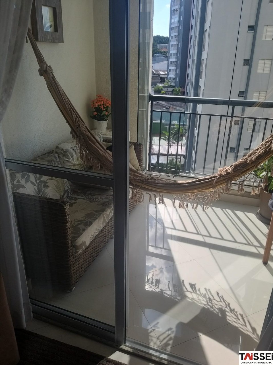 Apartamento à venda com 2 quartos, 62m² - Foto 3