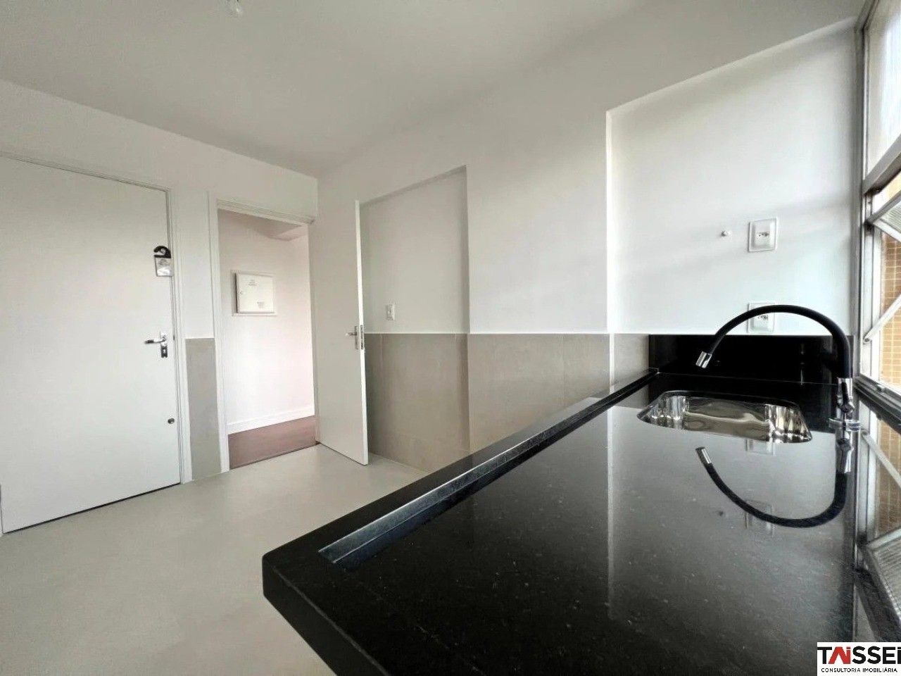 Apartamento à venda com 2 quartos, 85m² - Foto 16