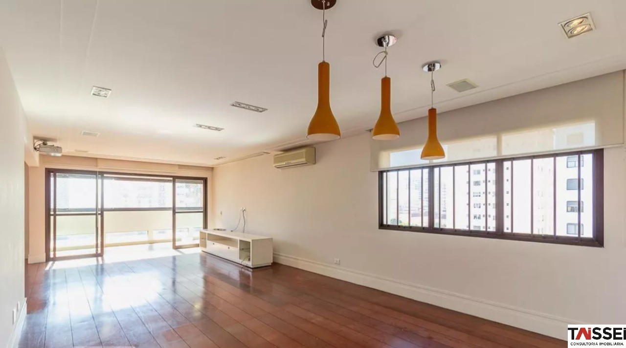 Apartamento, 3 quartos, 228 m² - Foto 1