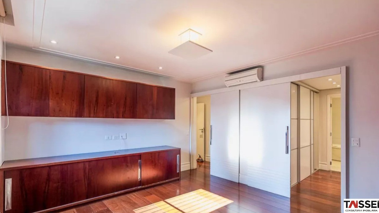 Apartamento, 3 quartos, 228 m² - Foto 11