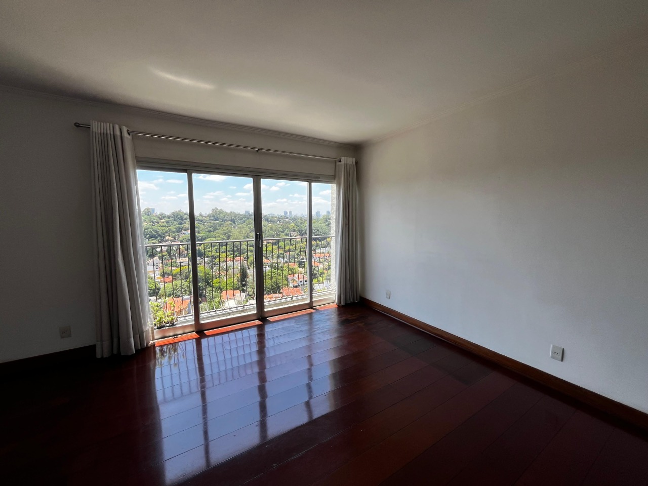 Apartamento, 3 quartos, 180 m² - Foto 1