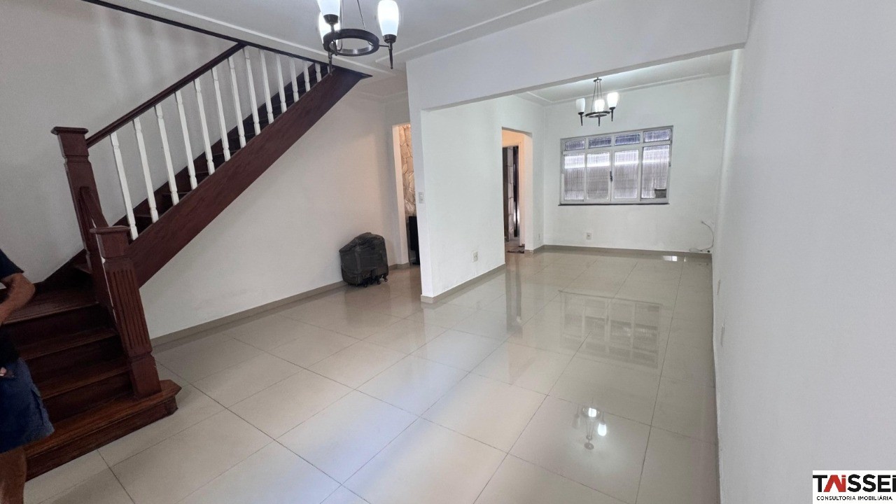 Casa, 3 quartos, 175 m² - Foto 1