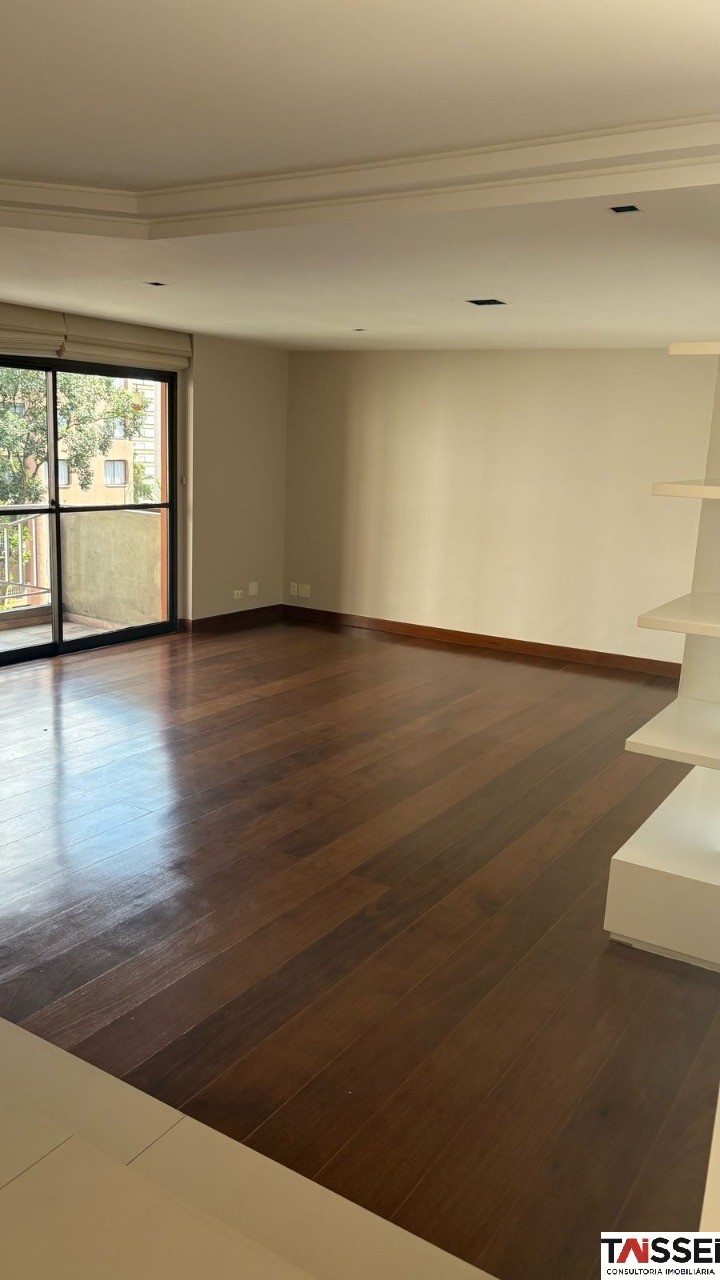 Apartamento, 3 quartos, 180 m² - Foto 2