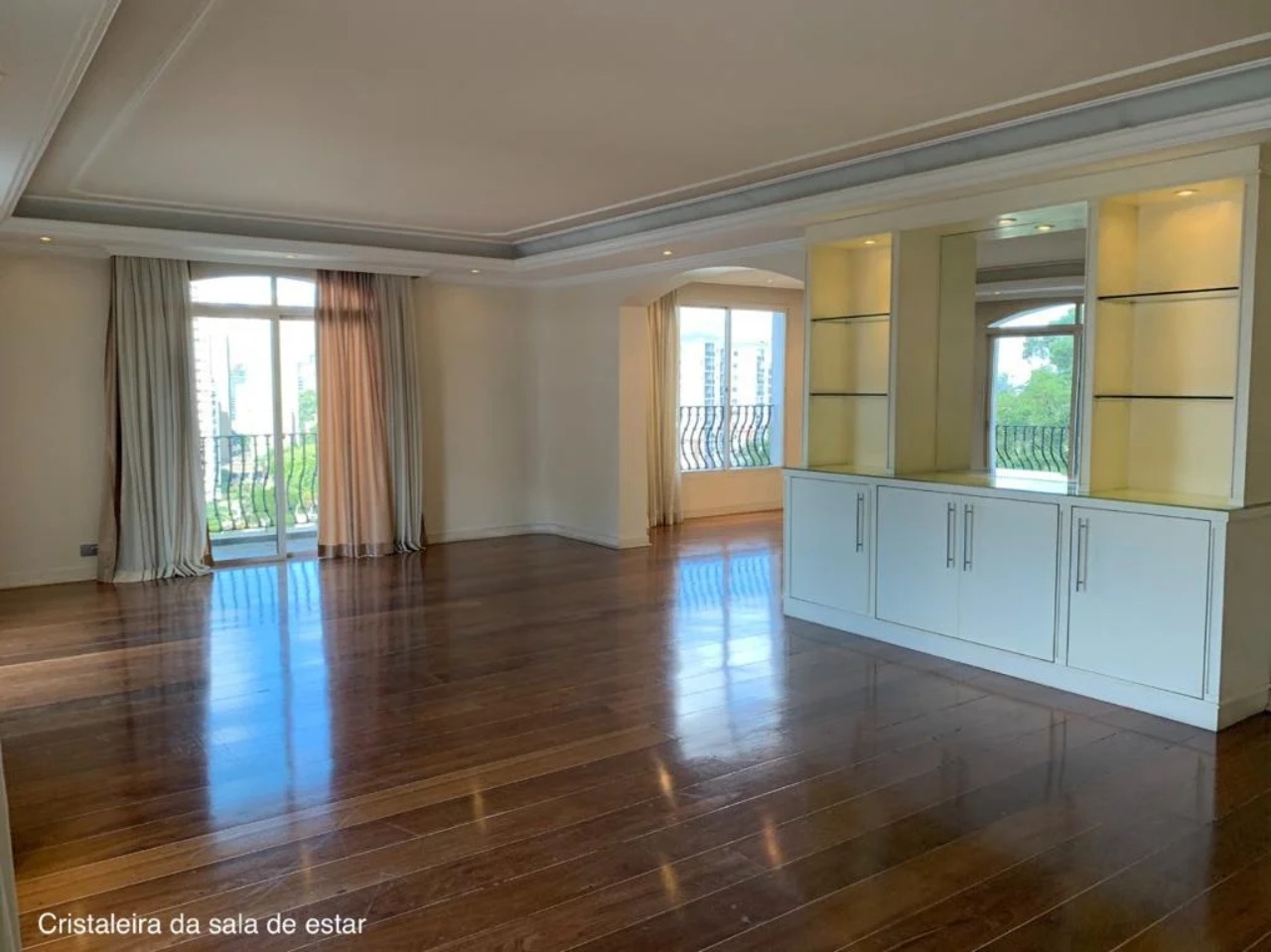 Apartamento, 4 quartos, 340 m² - Foto 1