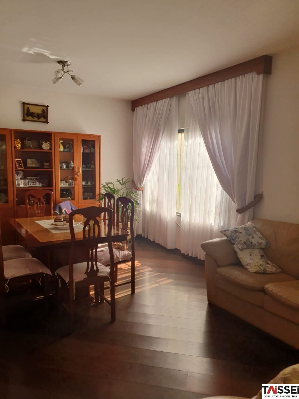 Casa, 4 quartos, 220 m² - Foto 33