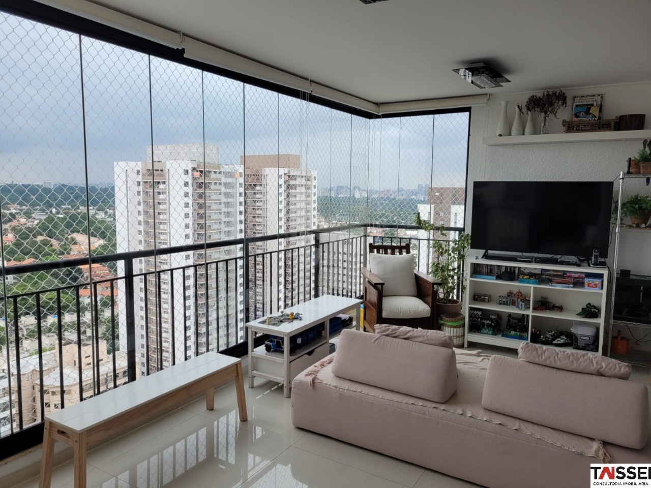 Apartamento, 3 quartos, 131 m² - Foto 2