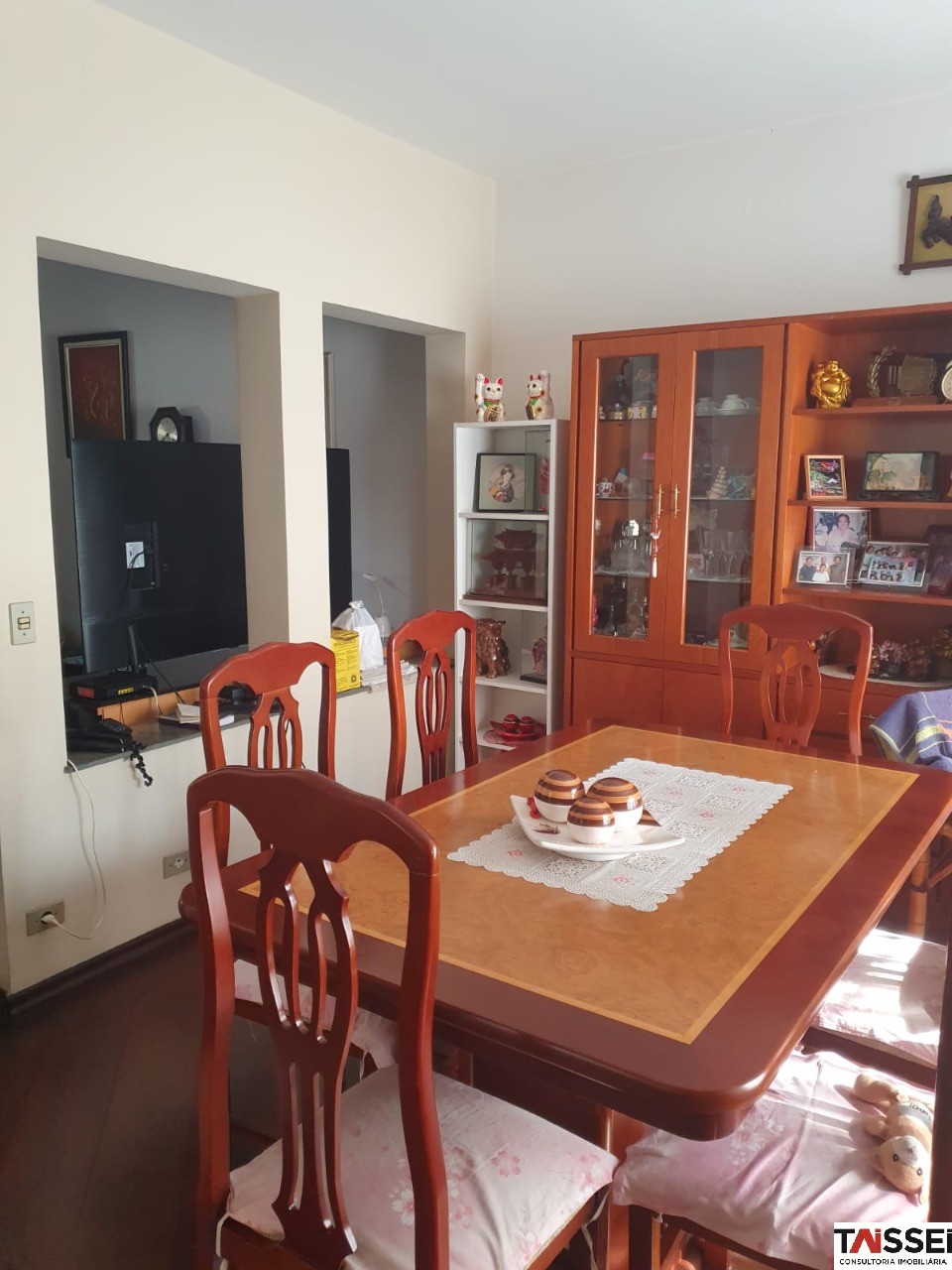 Casa, 4 quartos, 220 m² - Foto 1