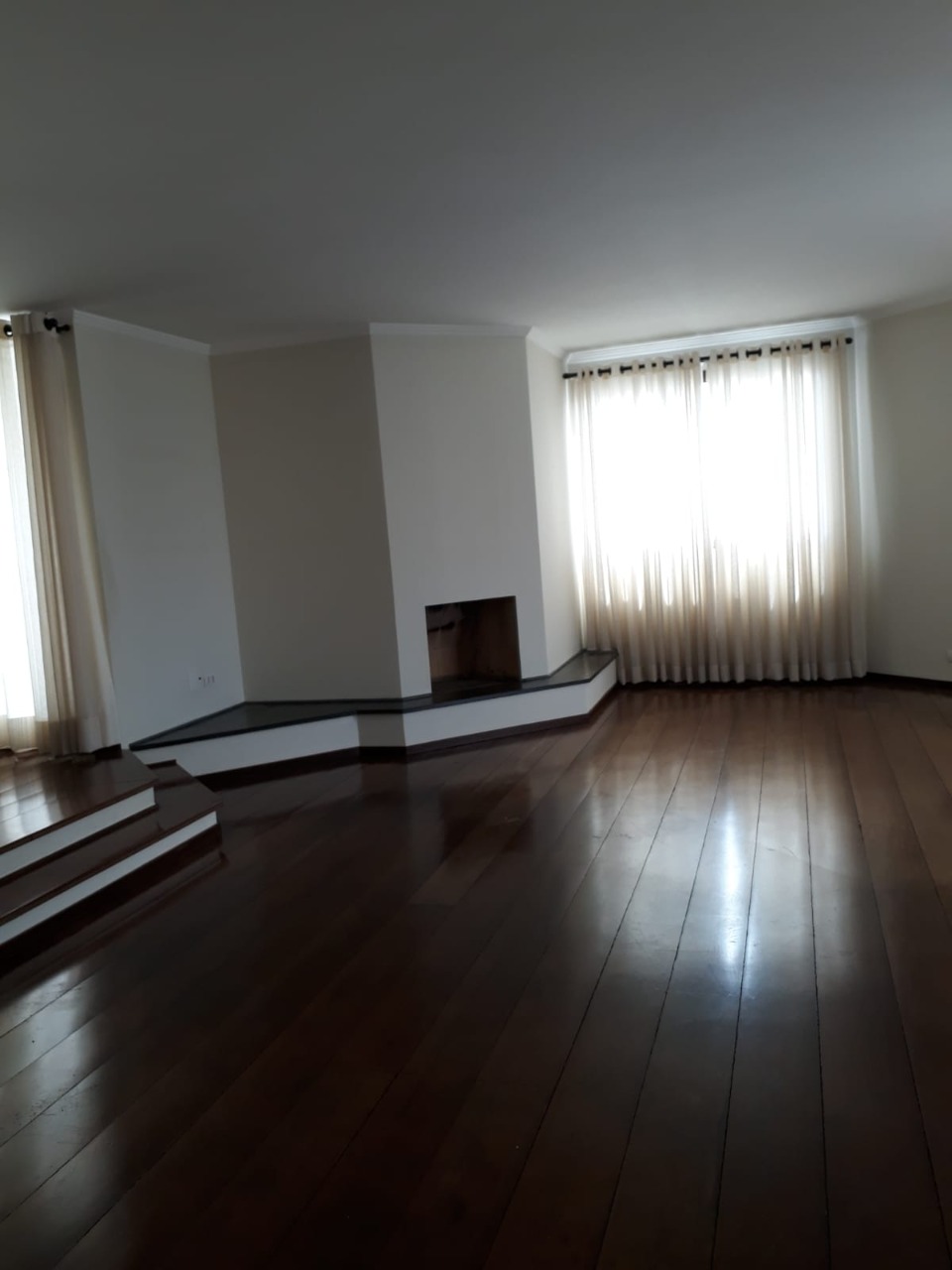 Apartamento, 3 quartos, 198 m² - Foto 1