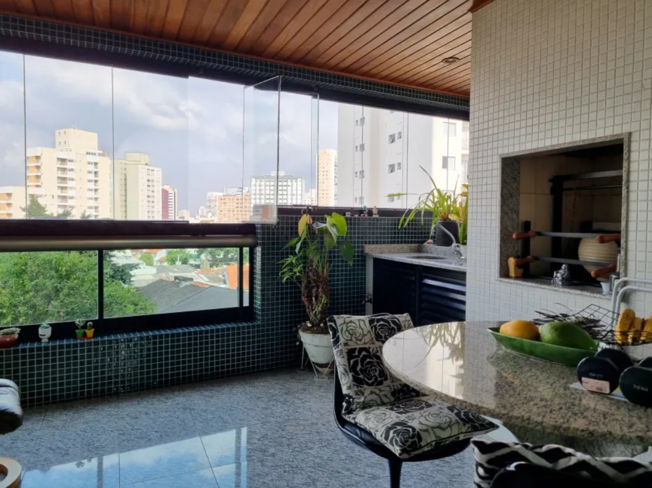 Apartamento, 3 quartos, 156 m² - Foto 2