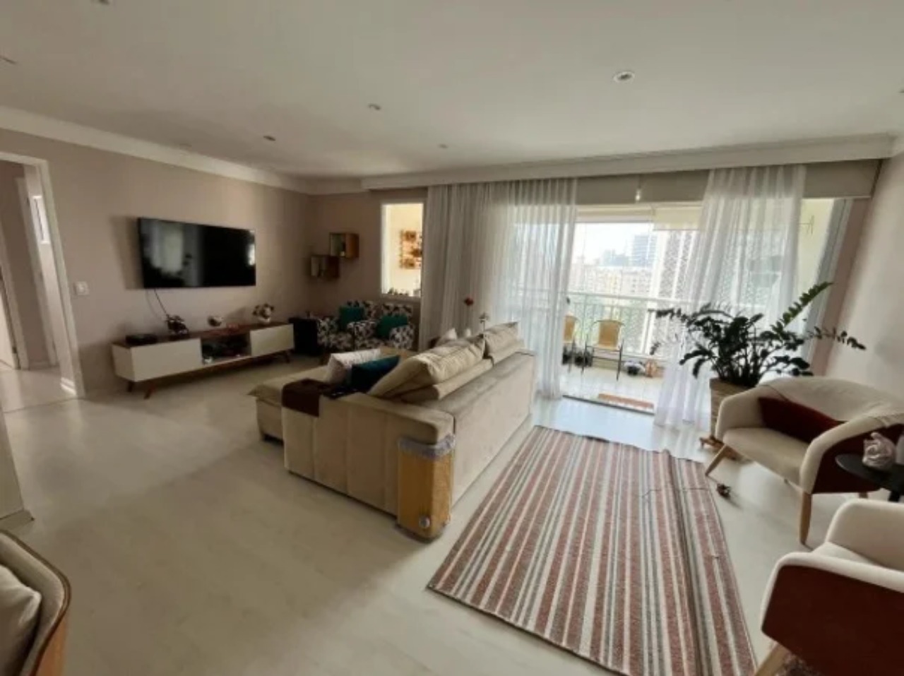 Apartamento, 3 quartos, 117 m² - Foto 1