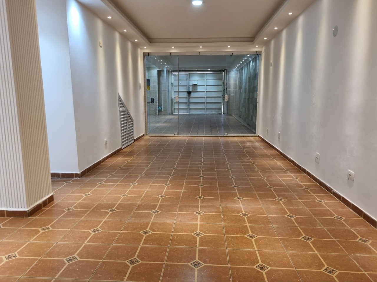 Casa, 4 quartos, 179 m² - Foto 2