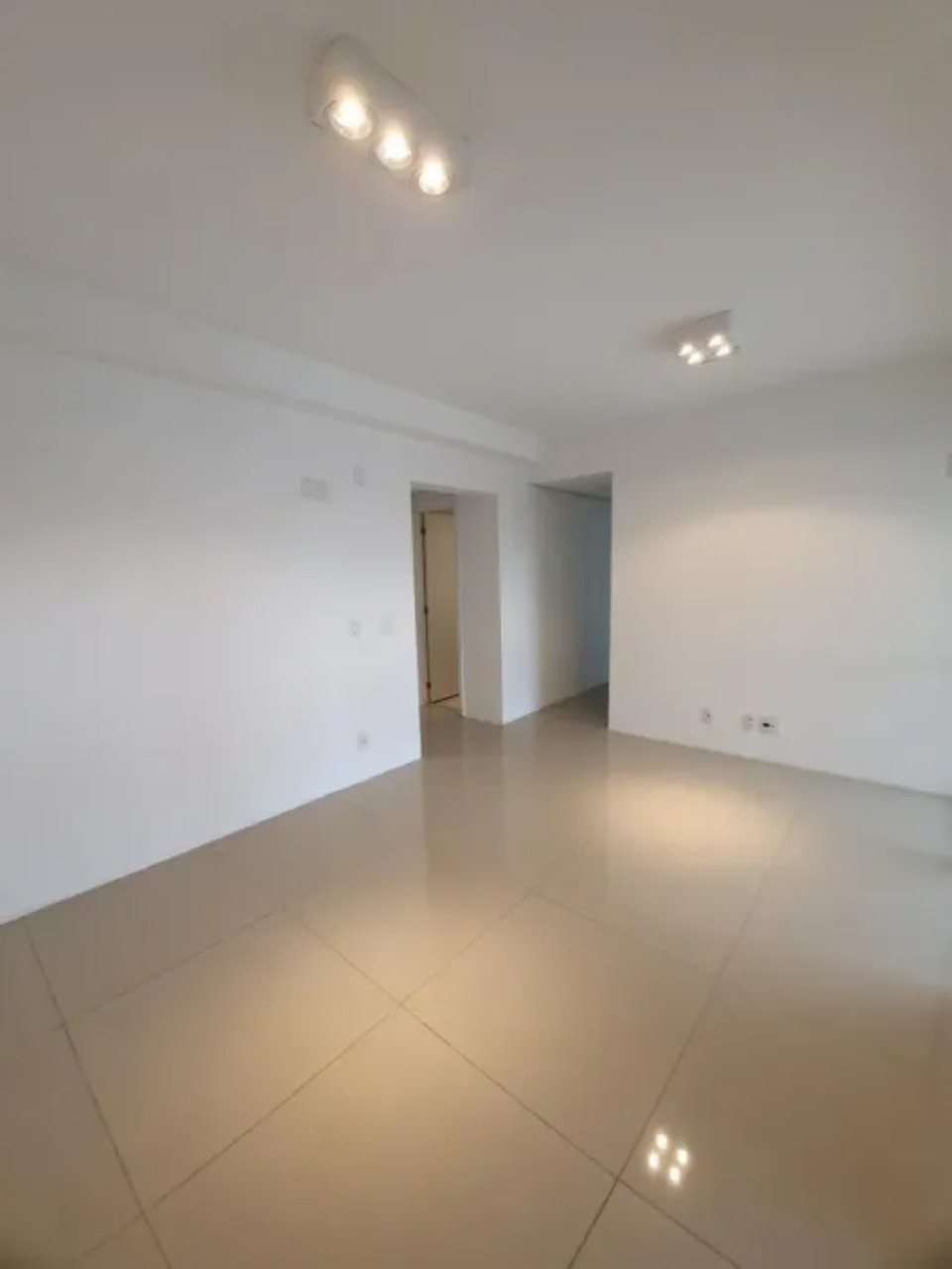 Apartamento, 3 quartos, 85 m² - Foto 2