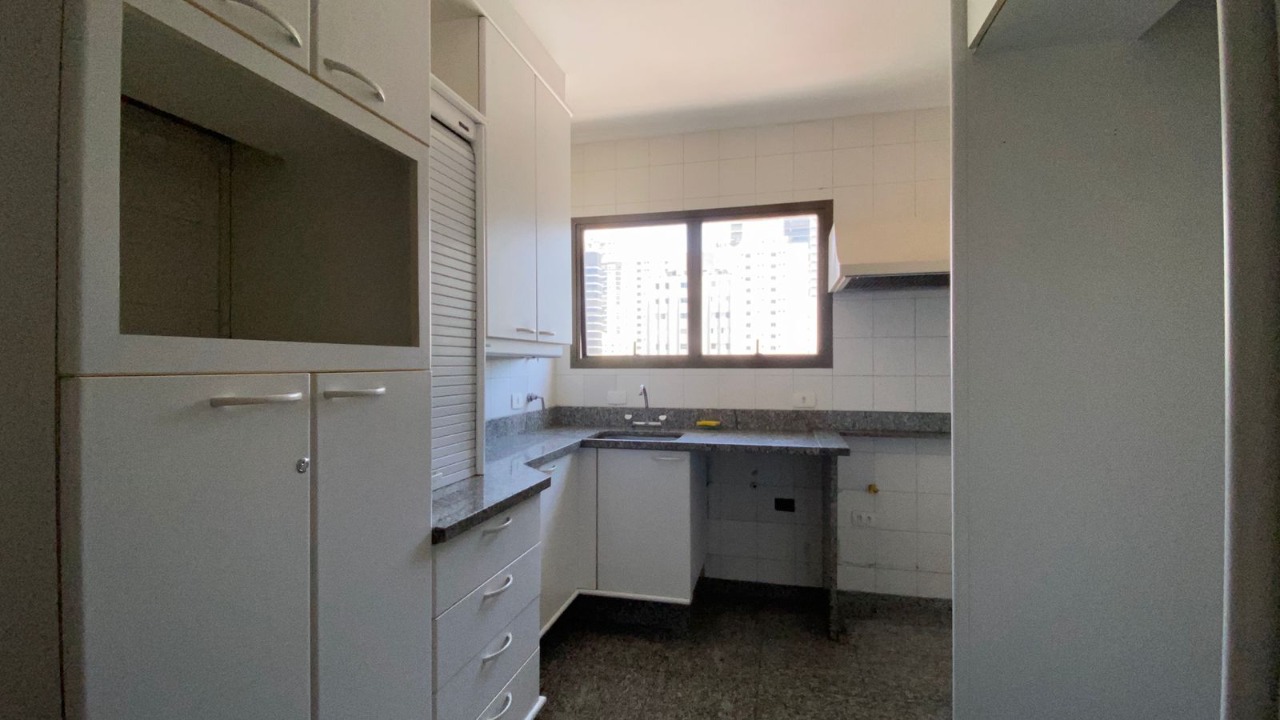 Apartamento, 4 quartos, 198 m² - Foto 10