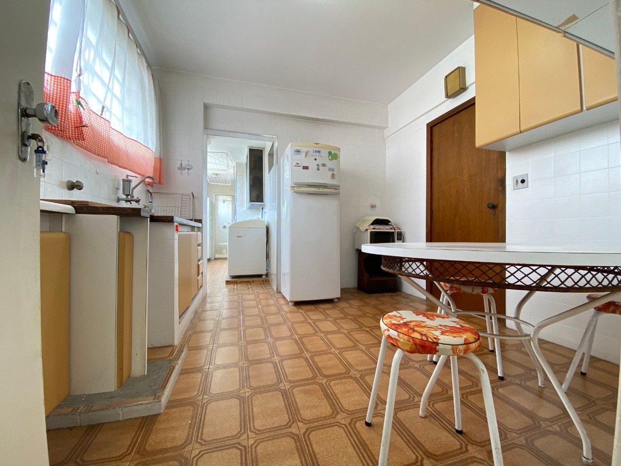 Apartamento, 3 quartos, 136 m² - Foto 2