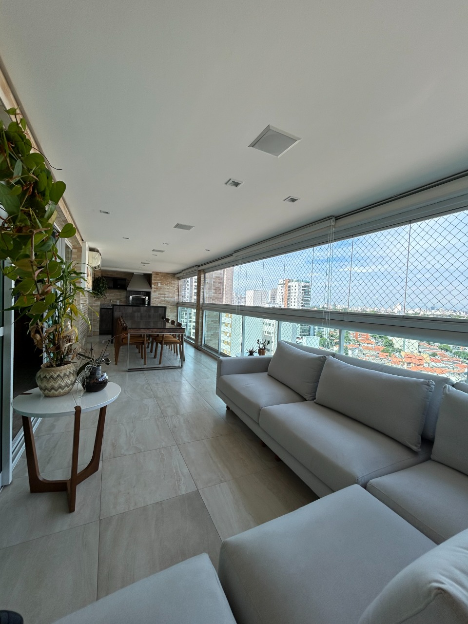 Apartamento, 3 quartos, 205 m² - Foto 1