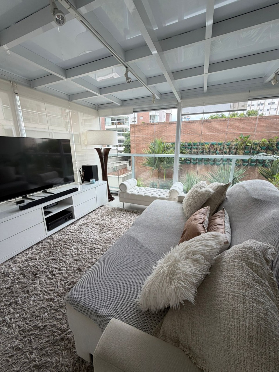 Apartamento, 1 quarto, 66 m² - Foto 1