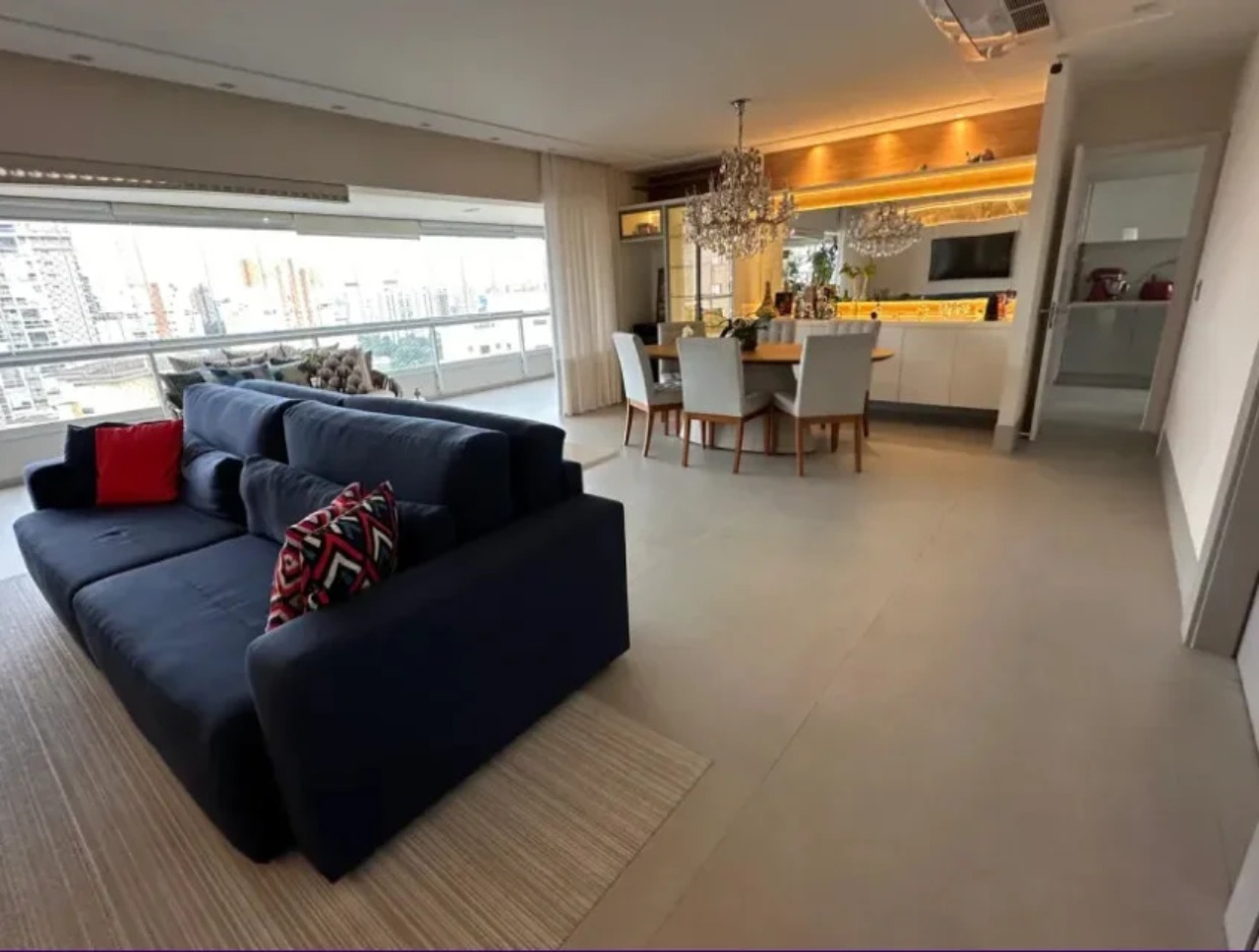 Apartamento, 3 quartos, 211 m² - Foto 1