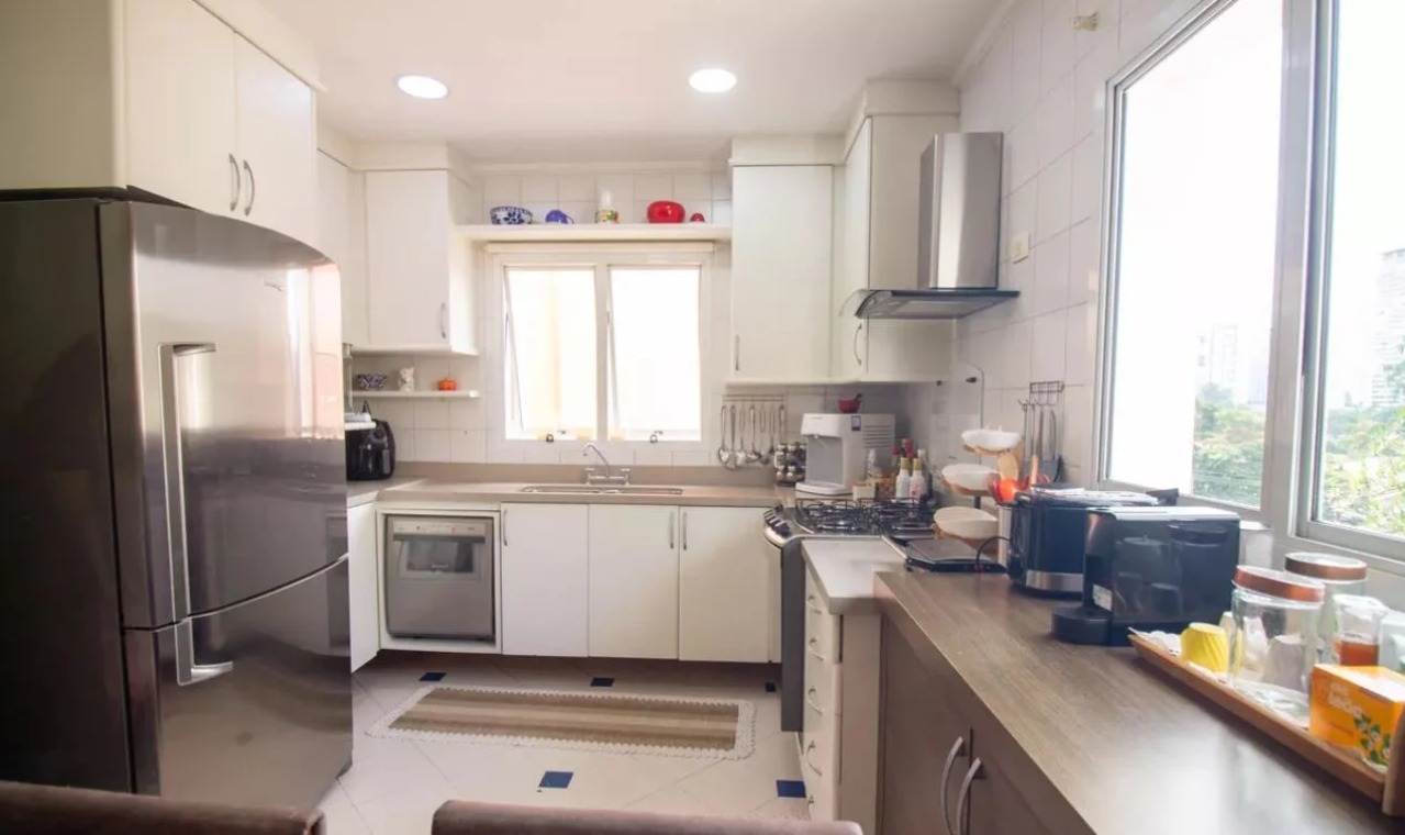 Casa, 4 quartos, 230 m² - Foto 11