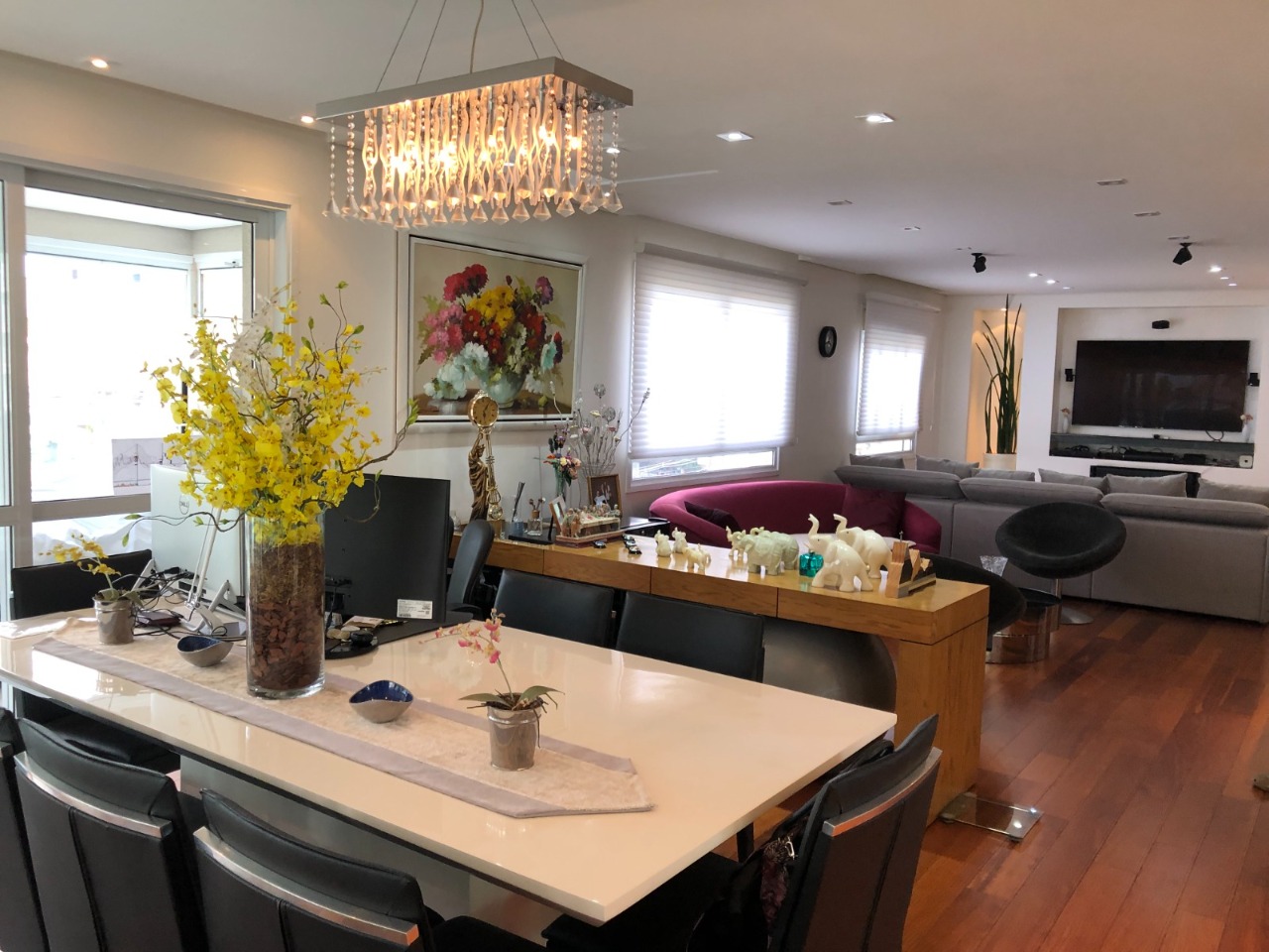 Apartamento, 3 quartos, 213 m² - Foto 1