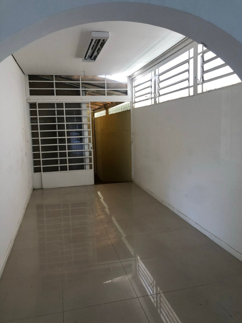 Casa, 1 quarto, 330 m² - Foto 3