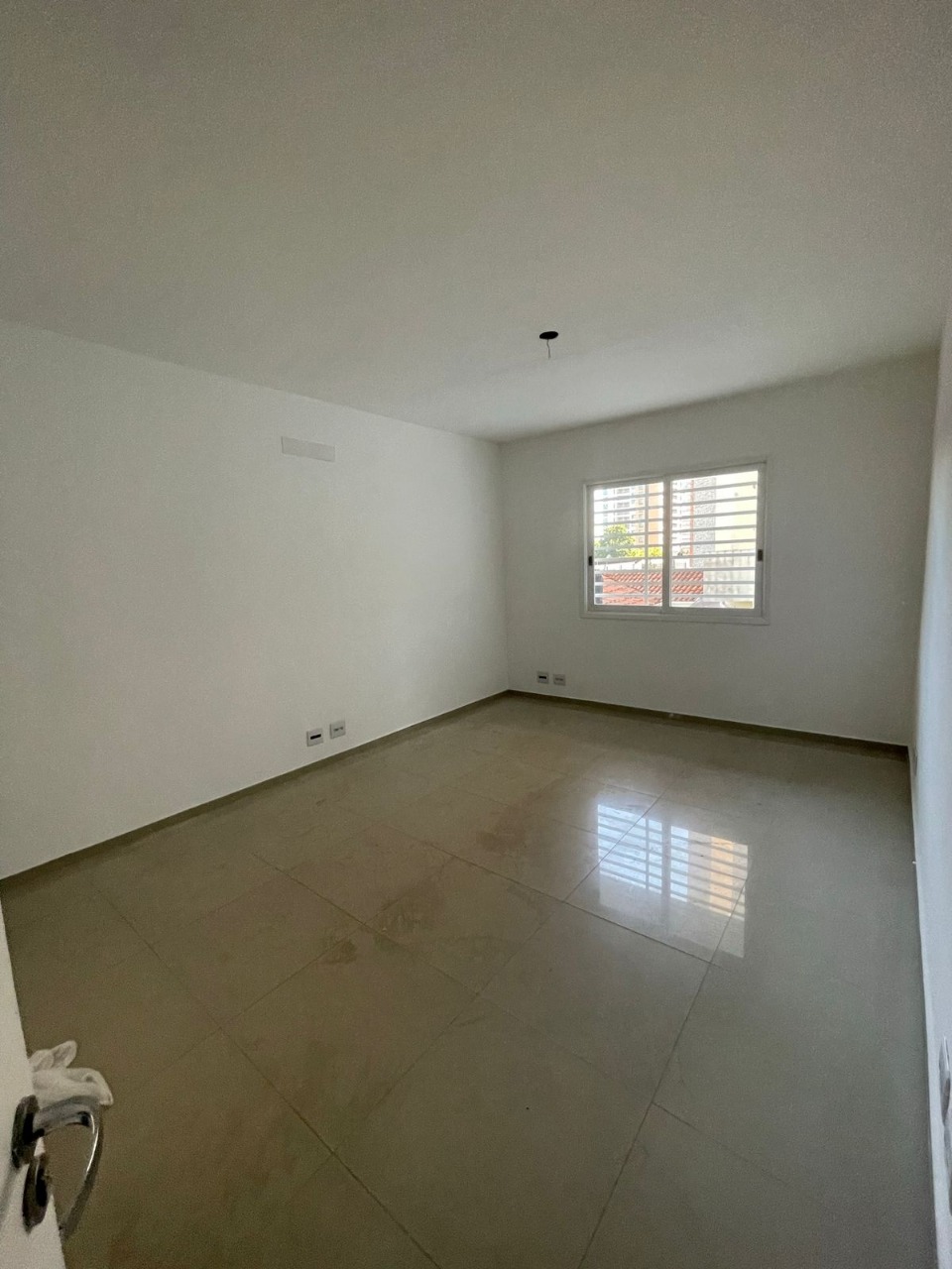 Casa, 1 quarto, 320 m² - Foto 3