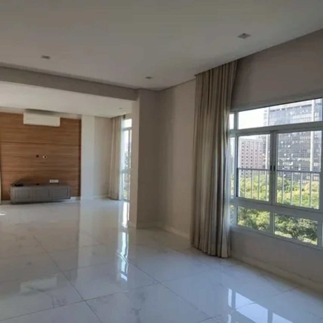 Apartamento, 3 quartos, 200 m² - Foto 2