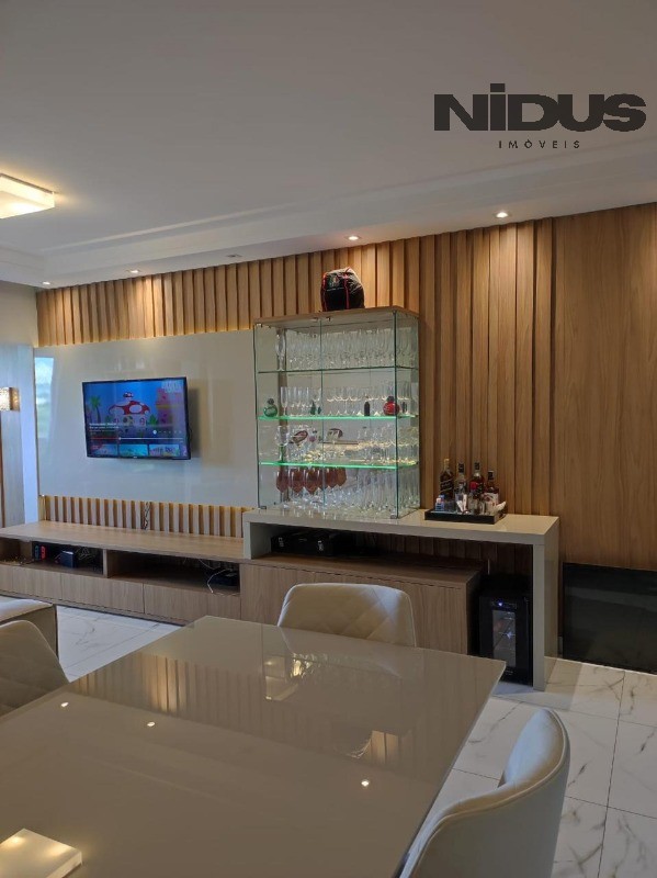 Apartamento, 3 quartos, 115 m² - Foto 1