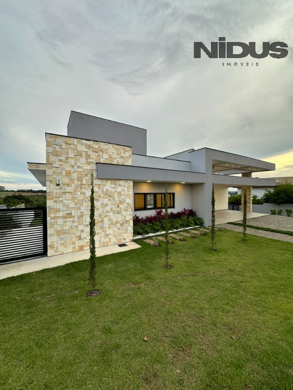 Casa, 3 quartos, 446 m² - Foto 1