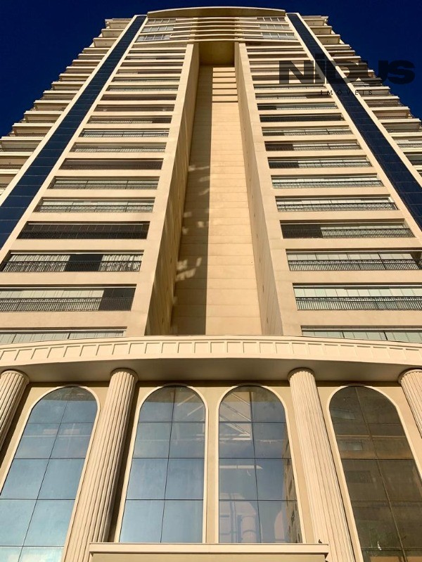 Apartamento, 3 quartos, 214 m² - Foto 1
